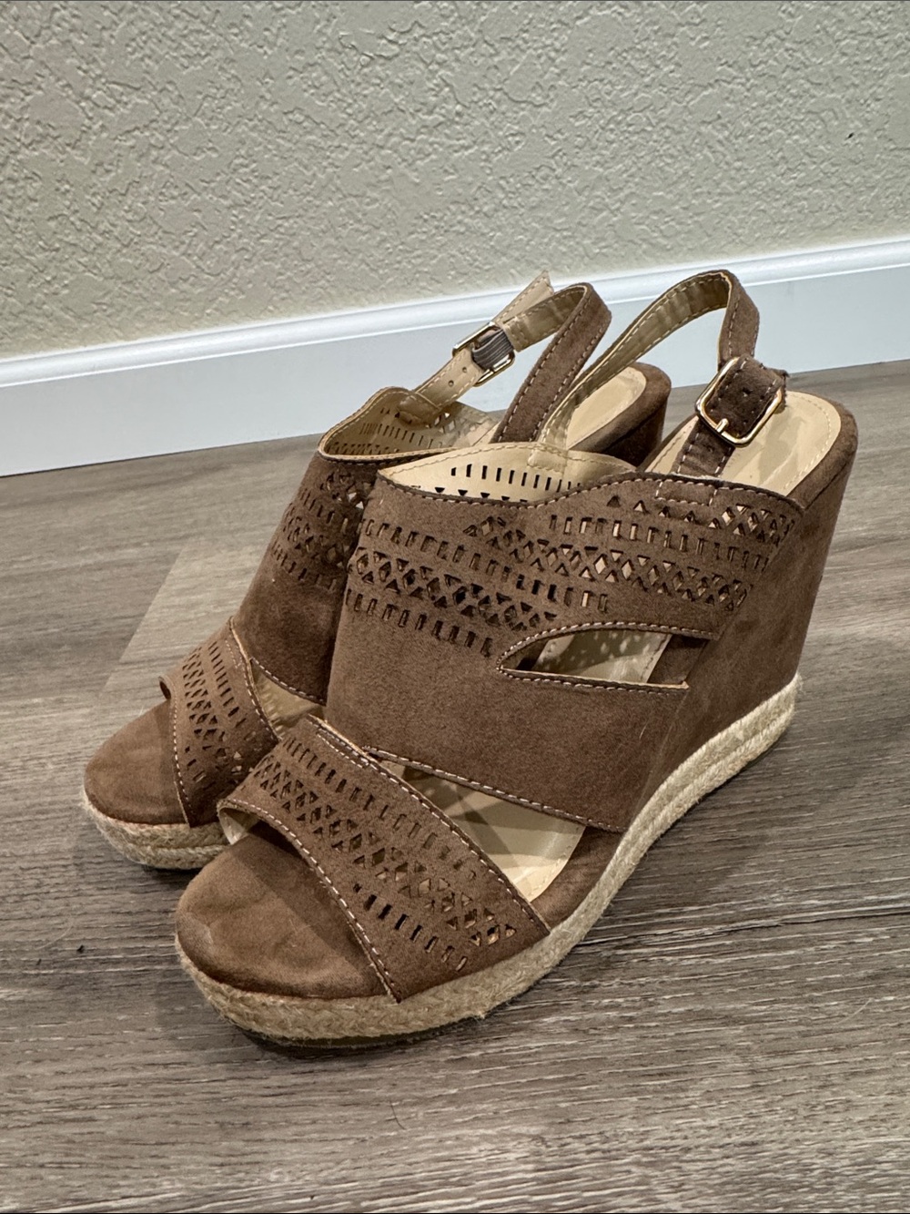 Women’s Brown Suede Espadrille Wedge Sandals - Slingback